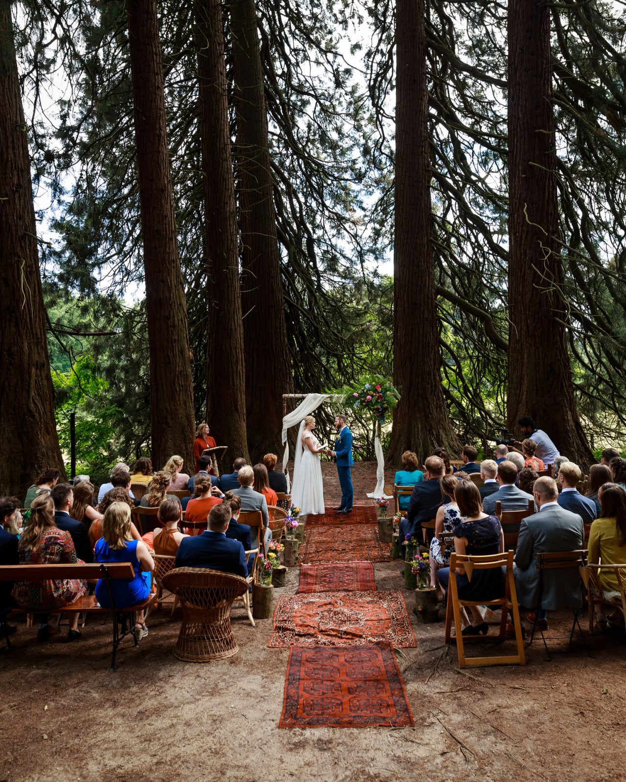 Ongedwongen bruiloft in het bos van Rhederoord