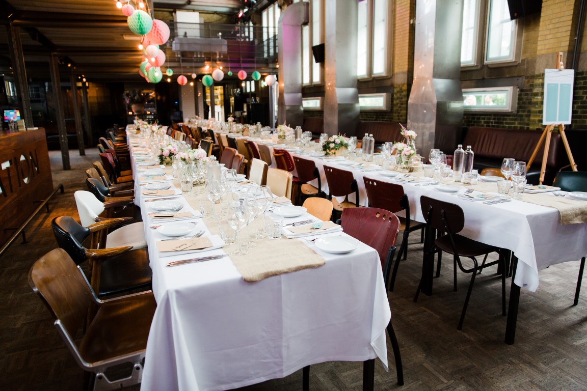 Vintage Chic wedding at the industrial Pompstation, Amsterdam