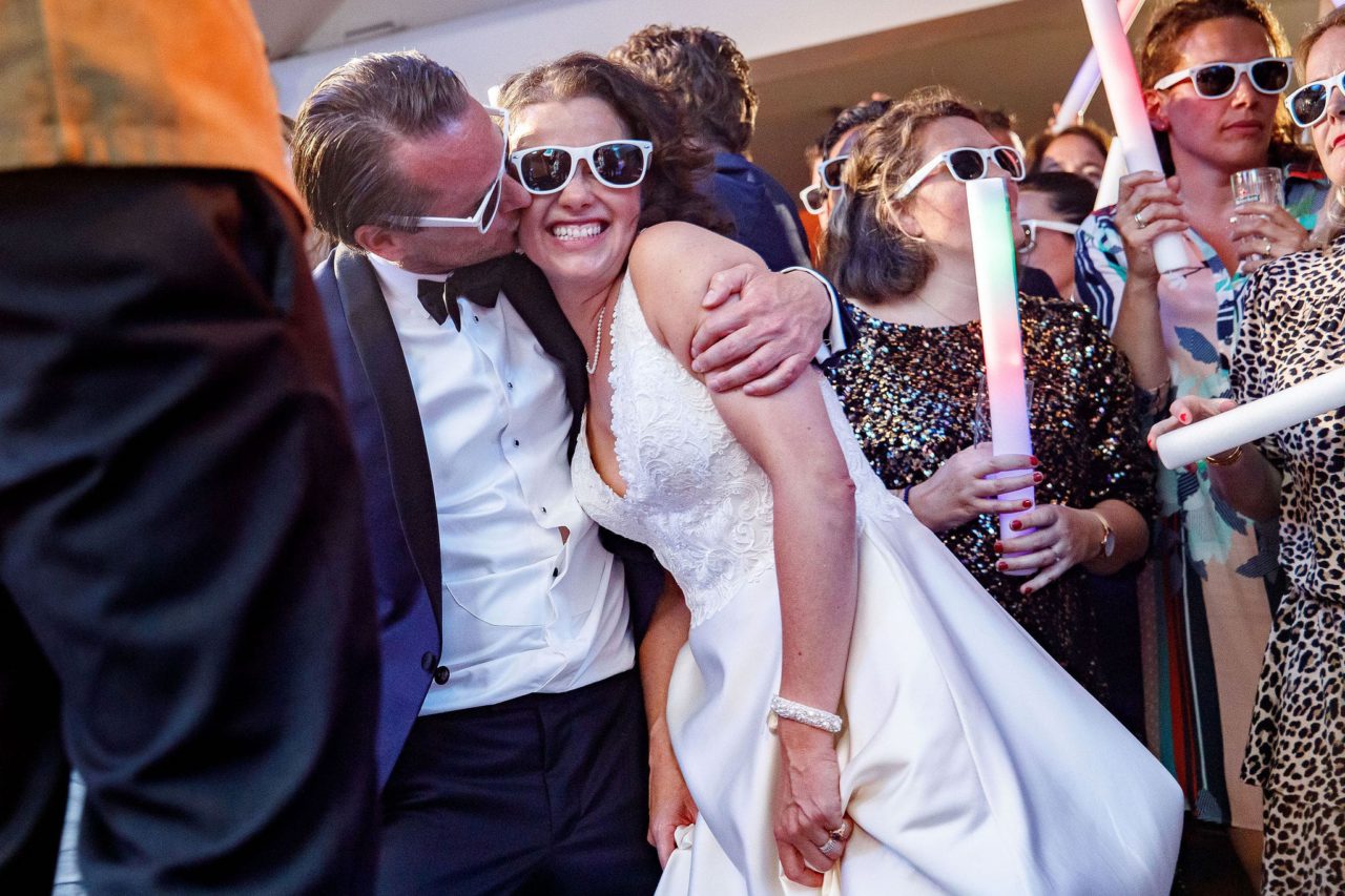 Best Wedding Party Ever: Anjuli & Rolf trouwen bij Finley